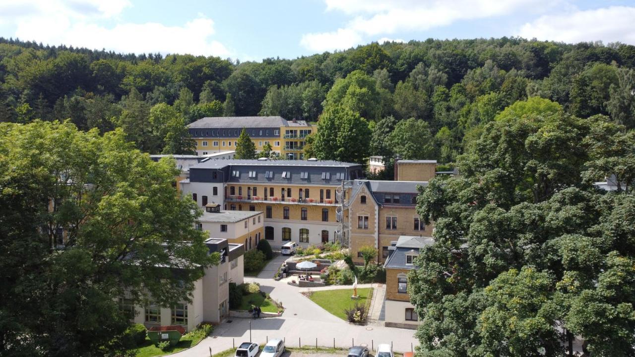 Saechsisches Gemeinschafts-Diakonissenhaus Zion E. V. 奥厄 外观 照片