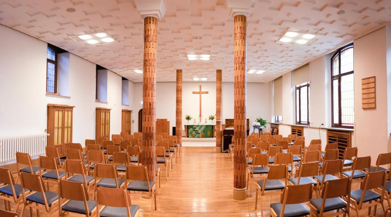 Saechsisches Gemeinschafts-Diakonissenhaus Zion E. V. 奥厄 外观 照片